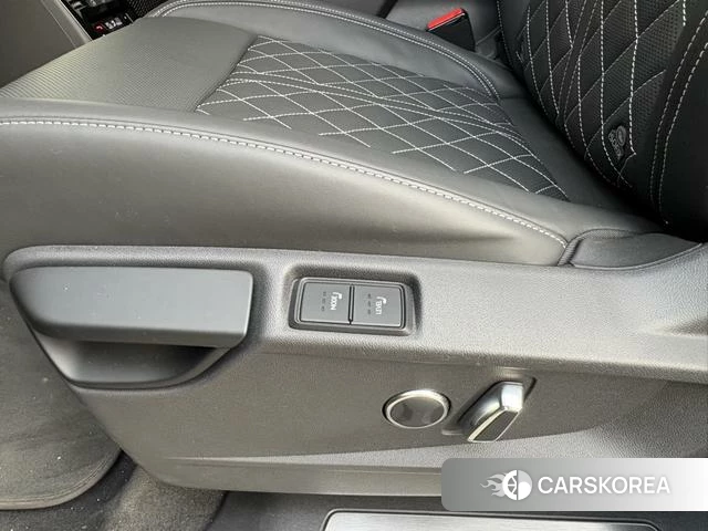Audi Q6 id 4259321 из Китая 9