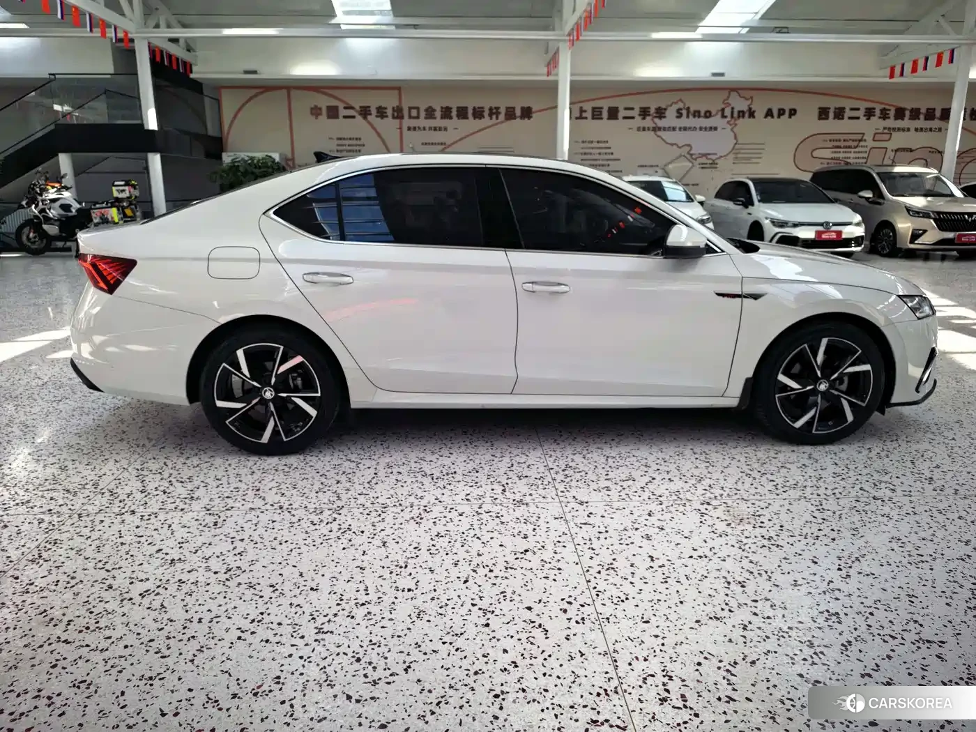 Skoda Octavia id 4679624 из Китая 12