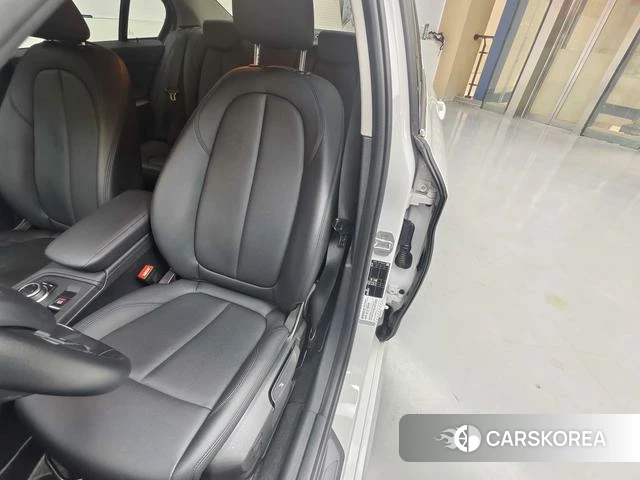 BMW 1 series id 4277143 из Китая 12