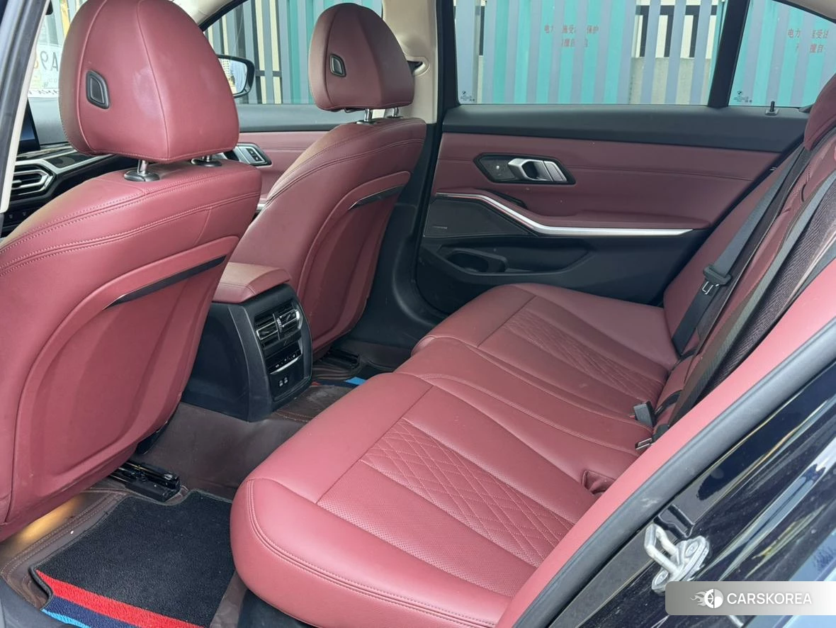 BMW 3 series 2022 Серебристо-серый из Китая, фото 4