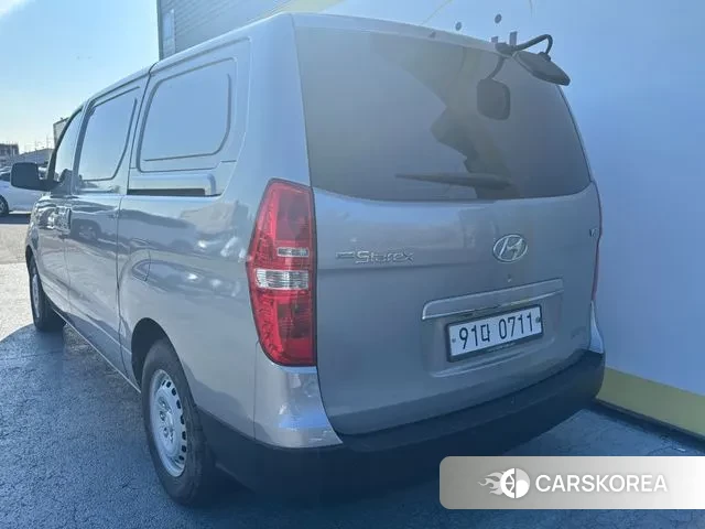 Hyundai The New Grand Starex id 3573708 из Кореи 9