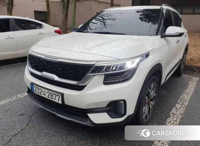 Kia Seltos 2022 Белый из Кореи, фото 5