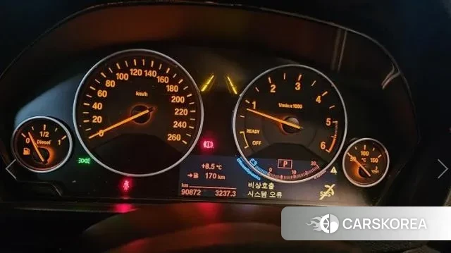 BMW 3 Series (F30) 2018 Белый из Кореи, фото 2