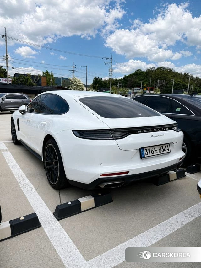 Porsche Panamera (971) 2022 Белый из Кореи, фото 2