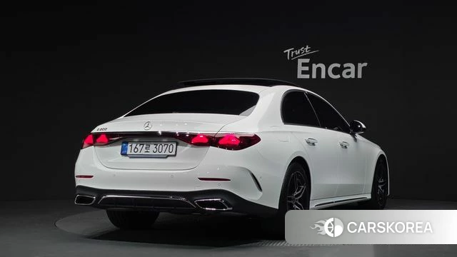 Mercedes-Benz E-Class W214 id 4617348 из Кореи 12