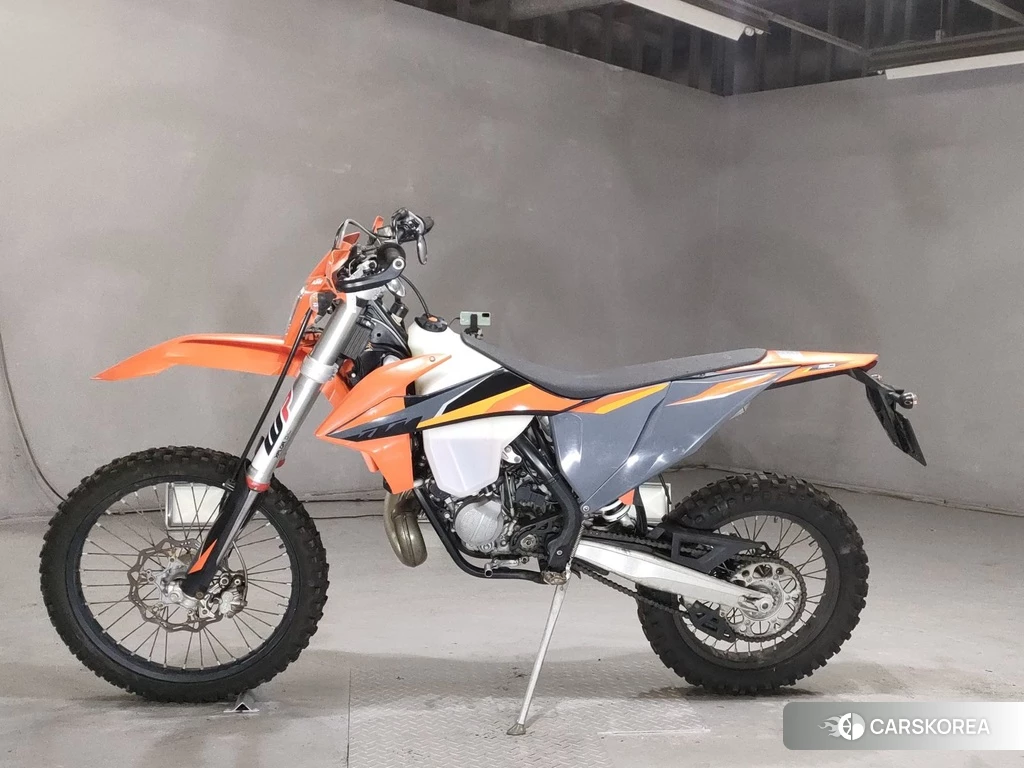 Проданный KTM 150EXC 2021 из Японии, фото 2