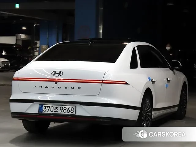 Hyundai Grandeur (GN7) id 3750744 из Кореи 12