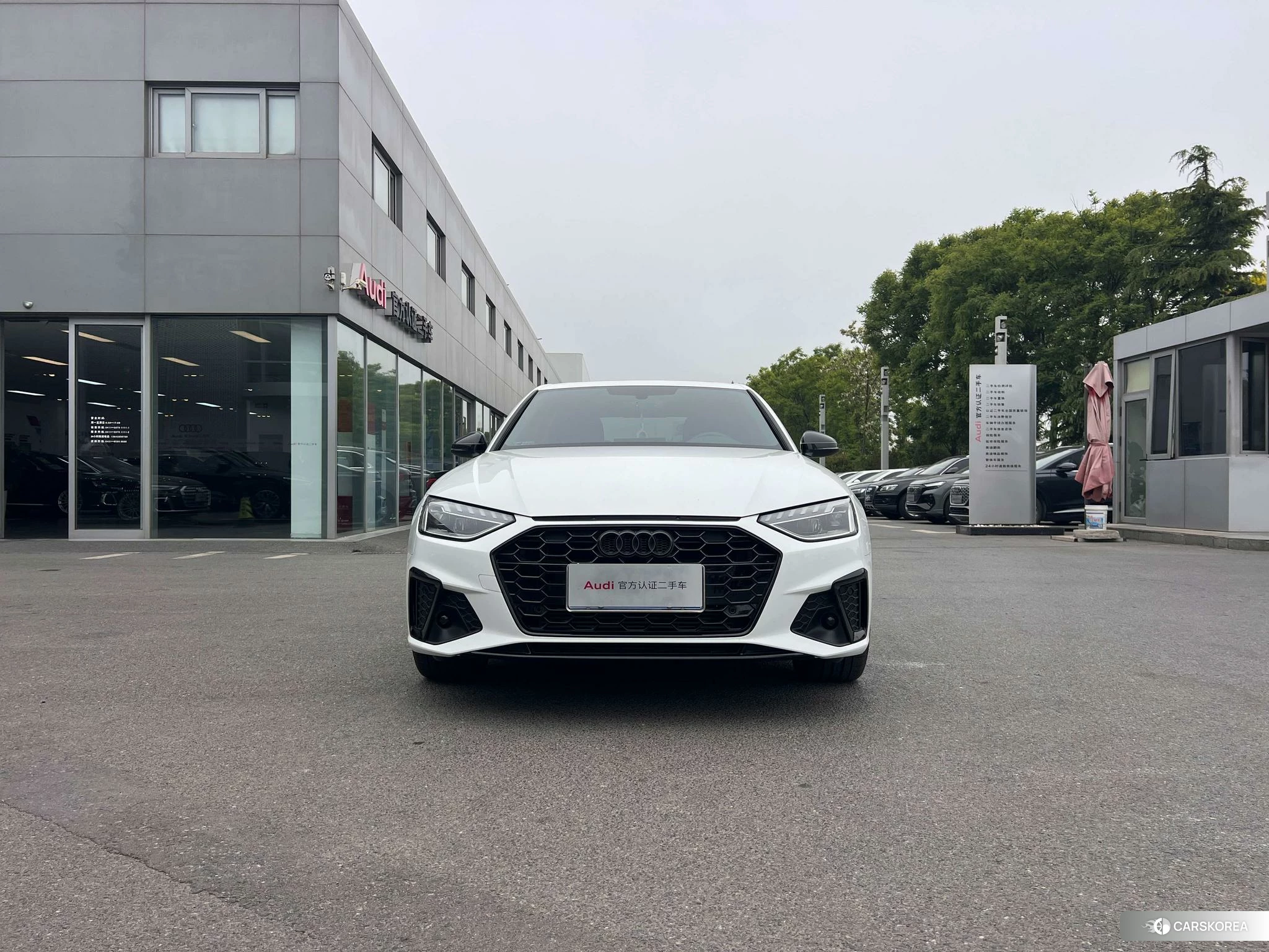 Audi A4L 2025 Белый из Китая, фото 2