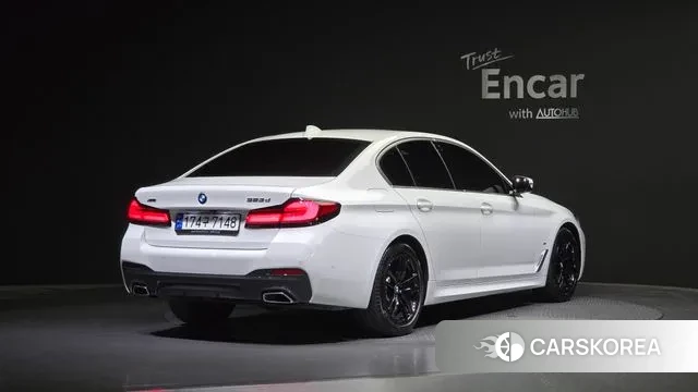 BMW 5 Series (G30) id 3016575 из Кореи 12