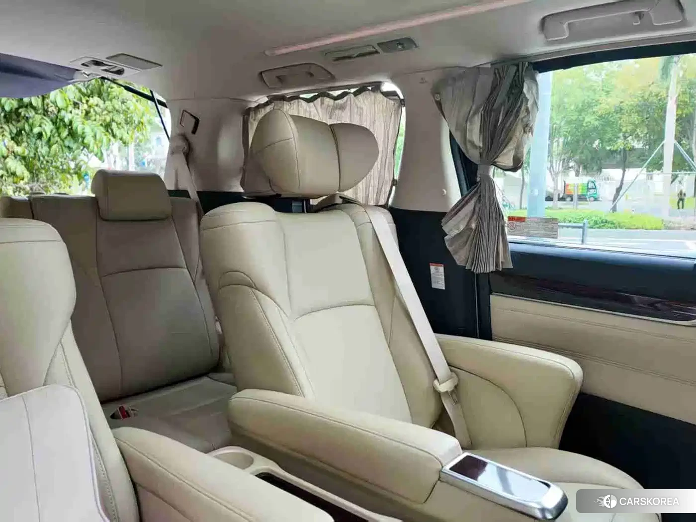 Toyota Alphard id 4538757 из Китая 8