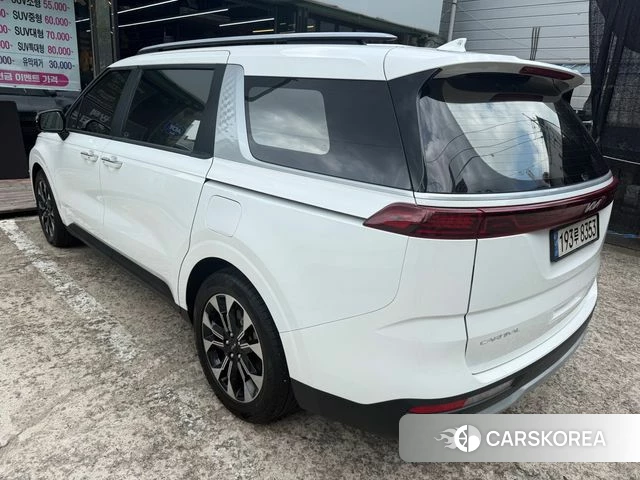 Kia Carnival 4th generation 2023 Белый из Кореи, фото 4