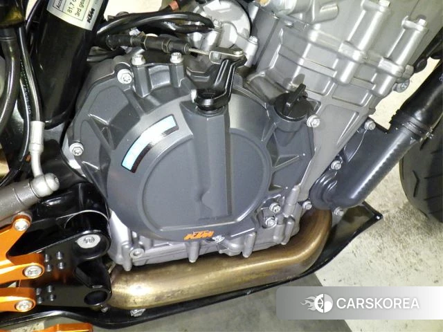 Engine photo