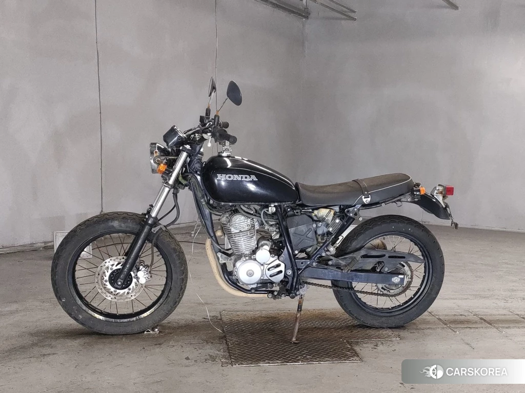 Проданный Honda CB223S 2010 из Японии
