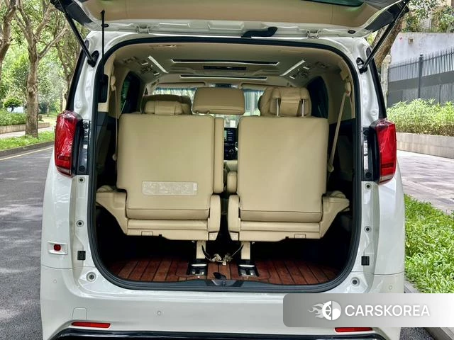 Toyota Elfa id 4365955 из Китая 10