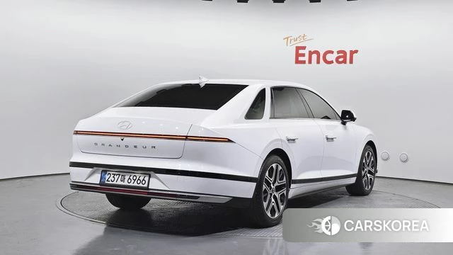 Hyundai Grandeur Hybrid (GN7) id 4280769 из Кореи 12