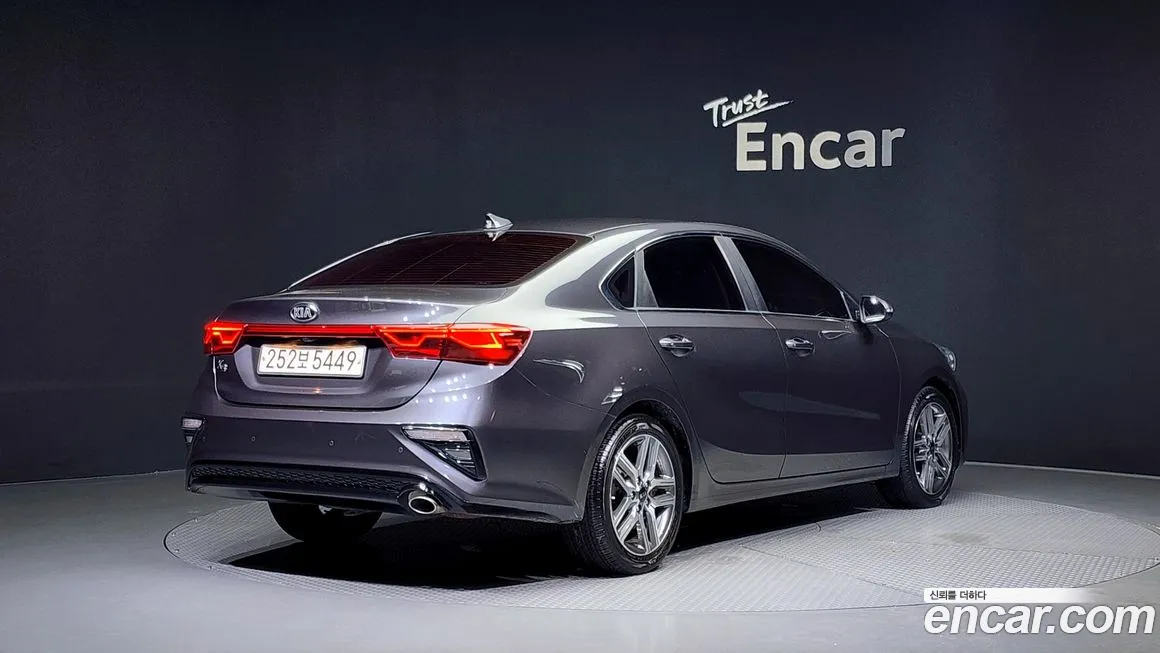 Kia Come New K3 id 1878825 из Кореи 7