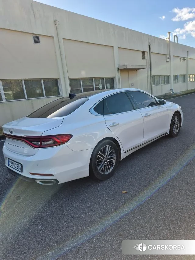 Hyundai Grandeur IG 2019 Белый из Кореи, фото 2