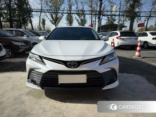 Toyota Camry 2022 Белый из Китая, фото 4