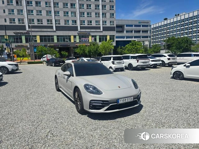 Porsche Panamera (971) 2022 Серебристо-серый из Кореи, фото 3