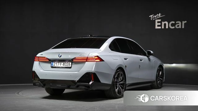 BMW 5 Series (G60) id 4308498 из Кореи 12