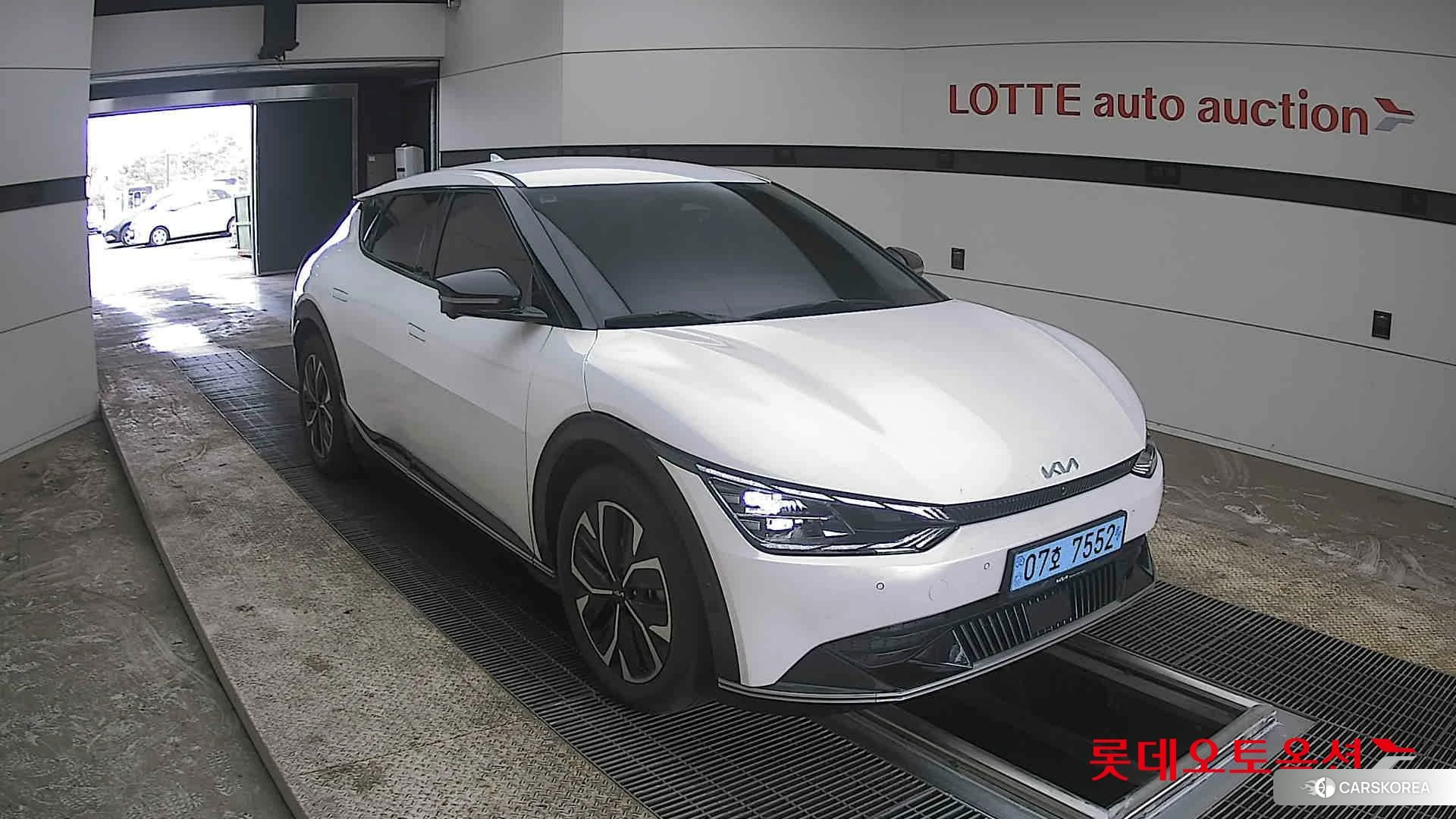 Kia EV6 id 3875716 из Кореи 12