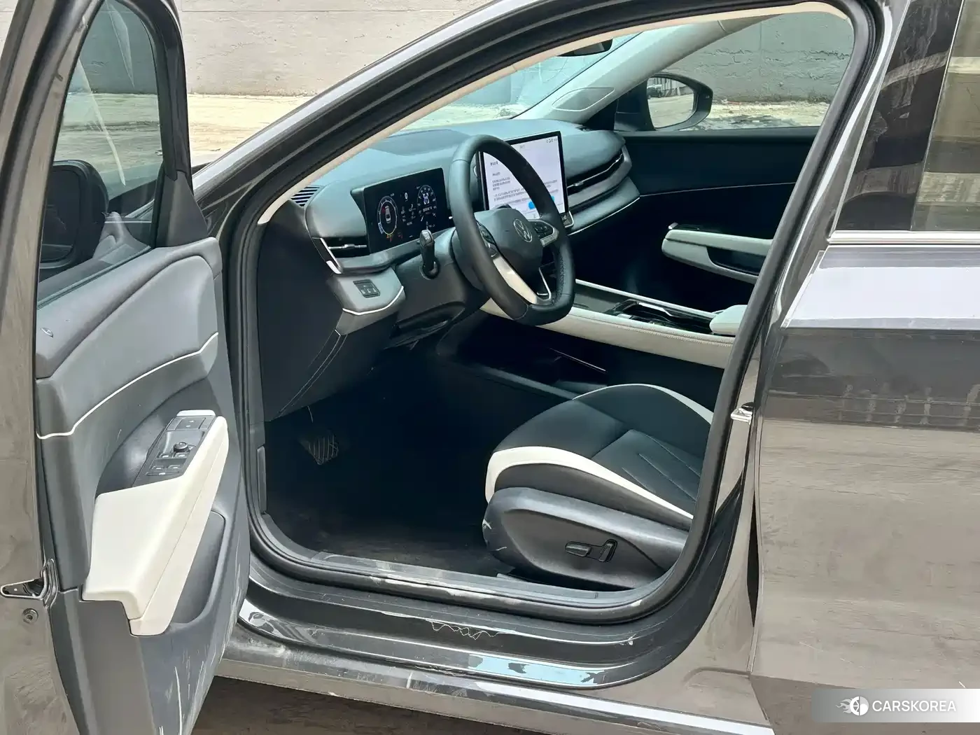 Volkswagen Sagitar 2026 Silver/gray из Китая, фото 2