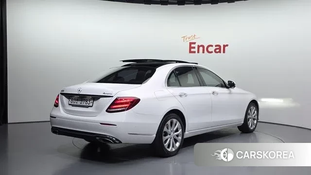 Mercedes-Benz E-Class W213 id 3368642 из Кореи 12