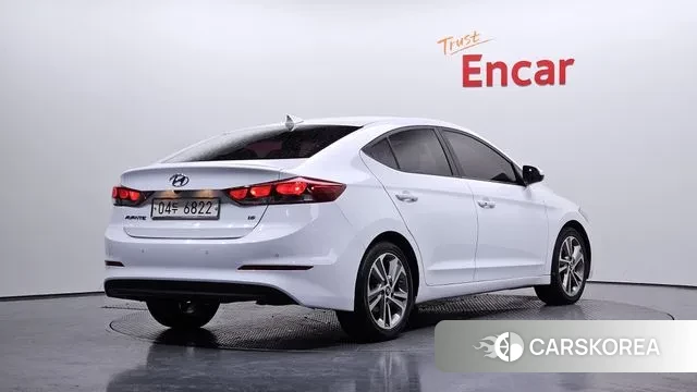 Hyundai Avante AD id 3656757 из Кореи 11