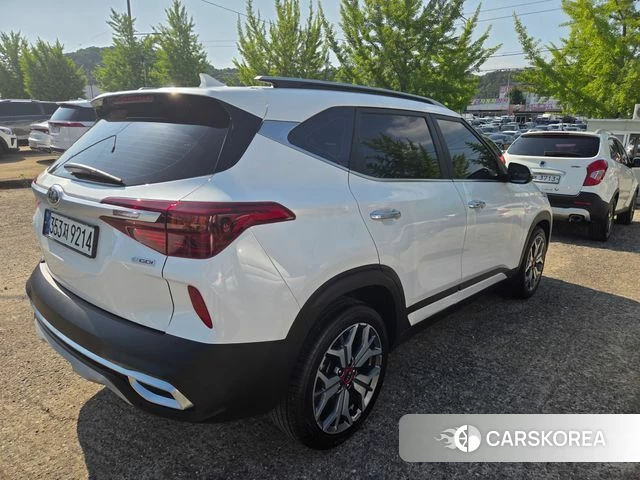 Kia Seltos id 4392615 из Кореи 12