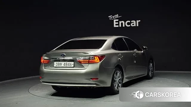 Lexus New ES300h id 3631863 из Кореи 12