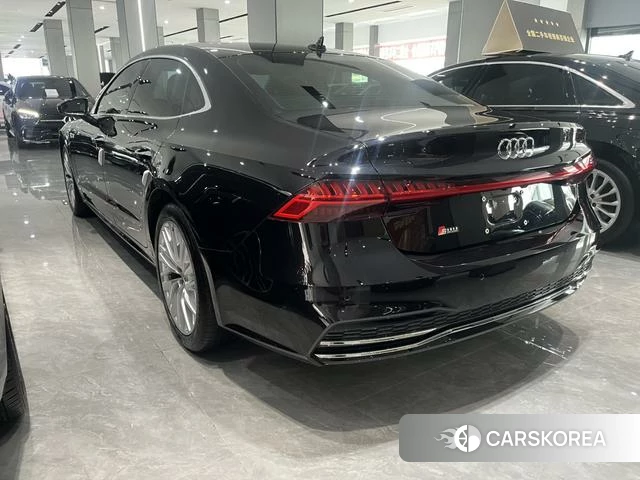 Audi A7L 2023 Черный из Китая, фото 2