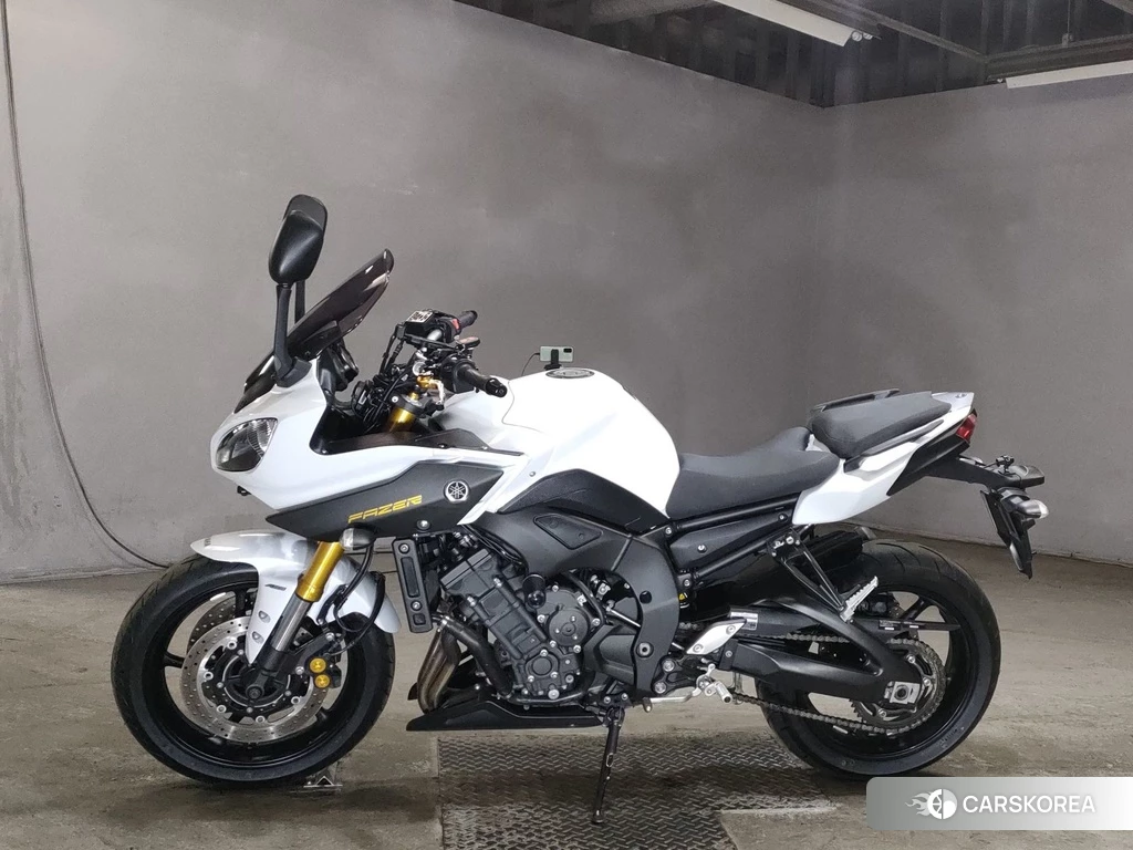 Проданный Yamaha FZ8-S 2015 из Японии