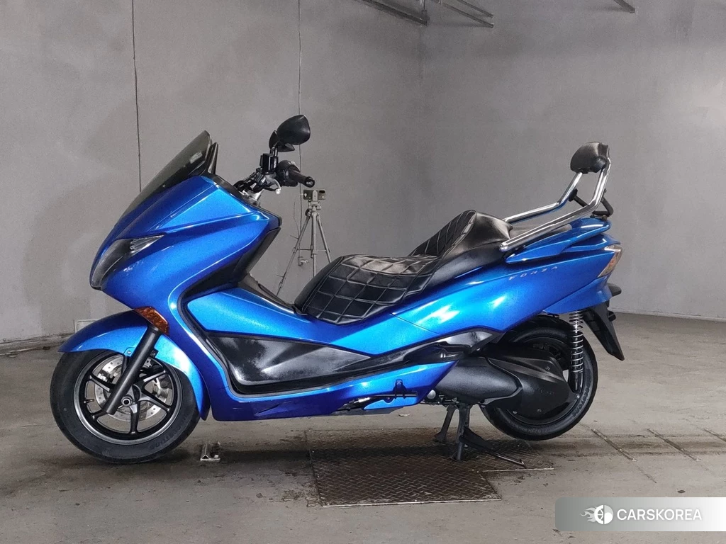 Проданный Honda FORZA Z 2012 из Японии, фото 2
