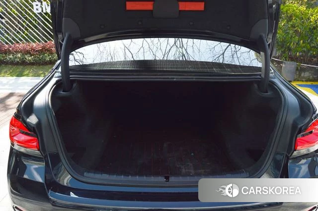 BMW 5 series 2022 Черный из Китая, фото 6