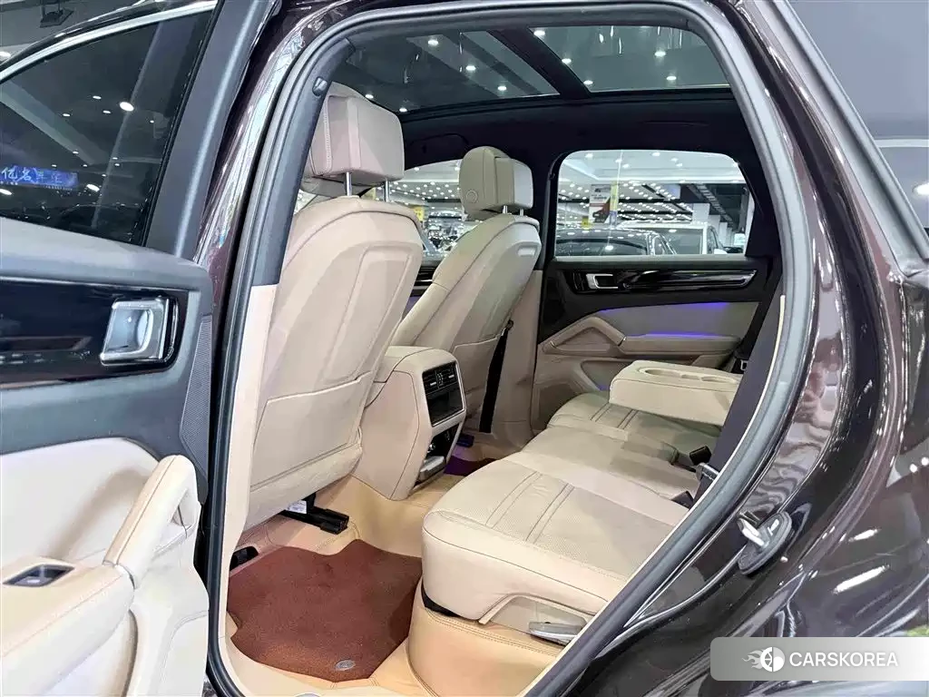 Porsche Cayenne id 4554145 из Китая 12