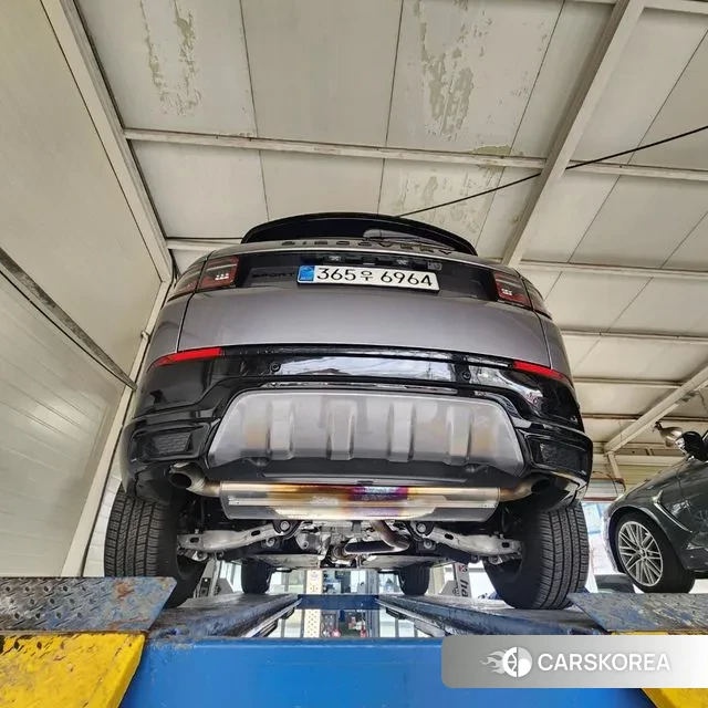 Land Rover Discovery Sports 2nd Generation 2025 Серый из Кореи, фото 2