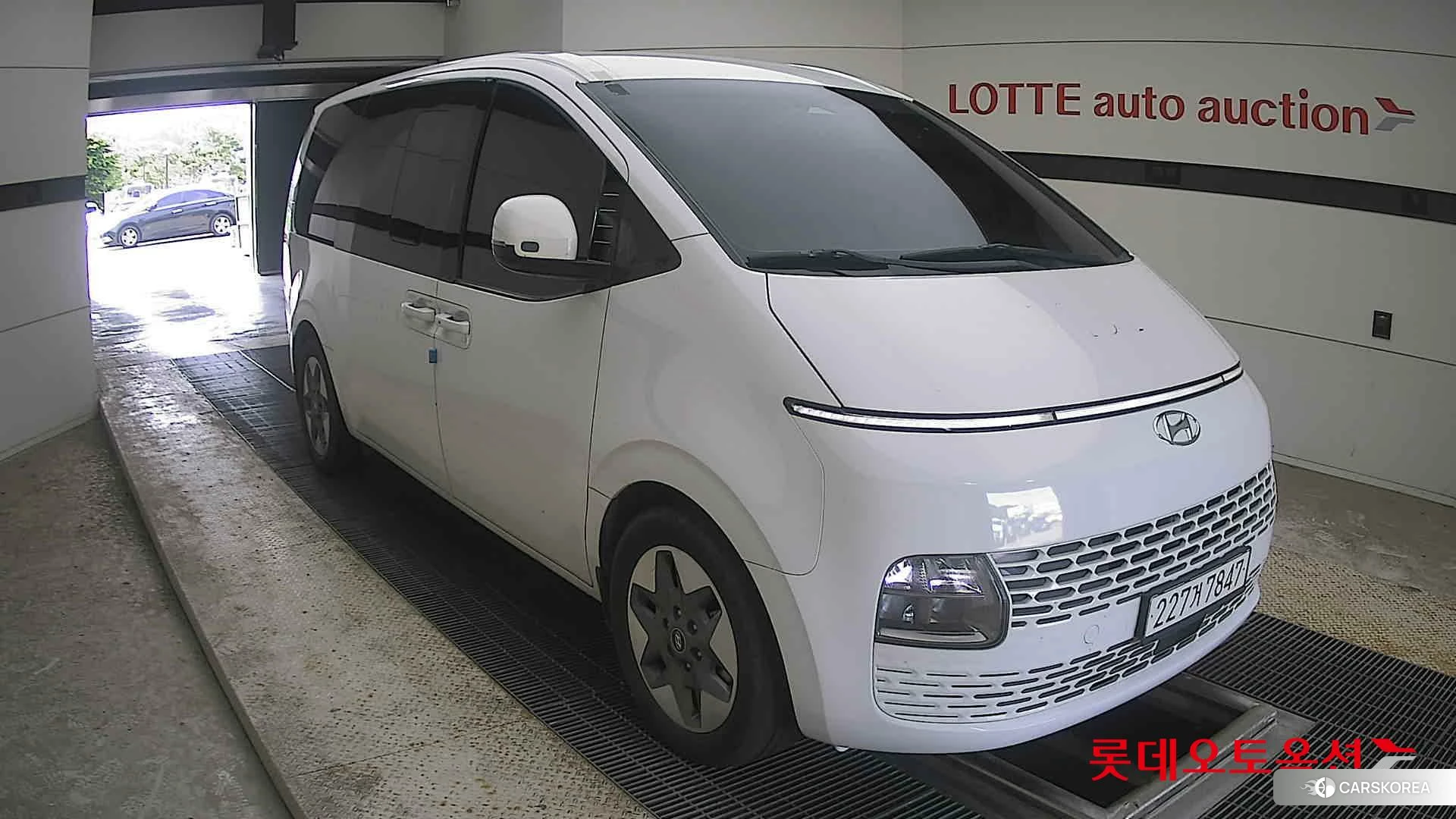 Hyundai Staria id 4504389 из Кореи 12
