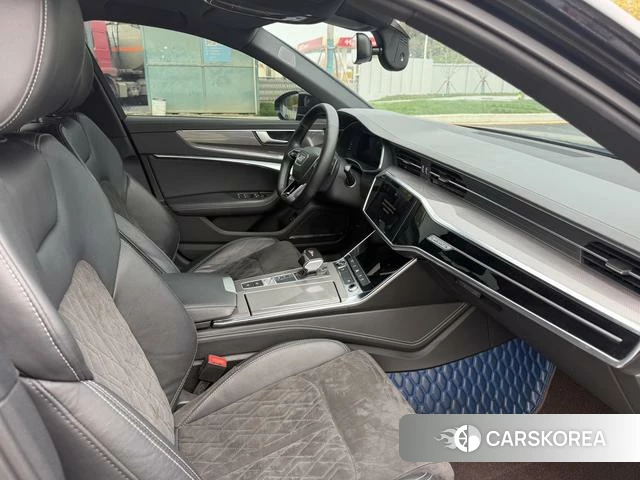 Audi A6L id 4259529 из Китая 12