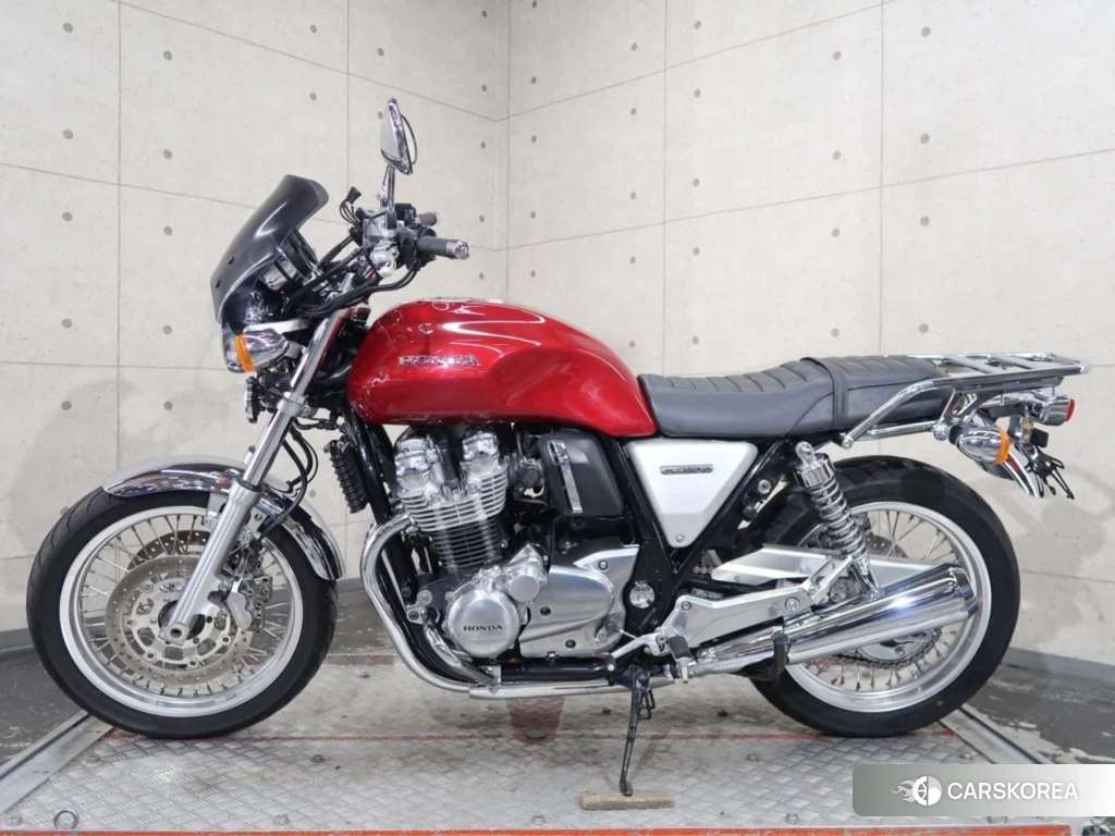 Проданный Honda CB1100EX 2017 из Японии, фото 2