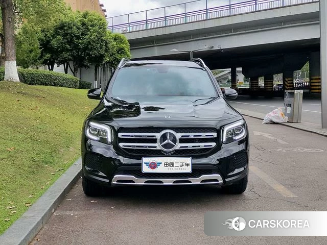 Mercedes-Benz GLB 2023 Черный из Китая, фото 2