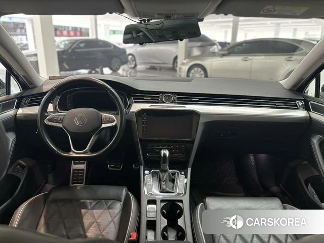 Volkswagen Magotan PHEV 2022 Черный из Китая, фото 2