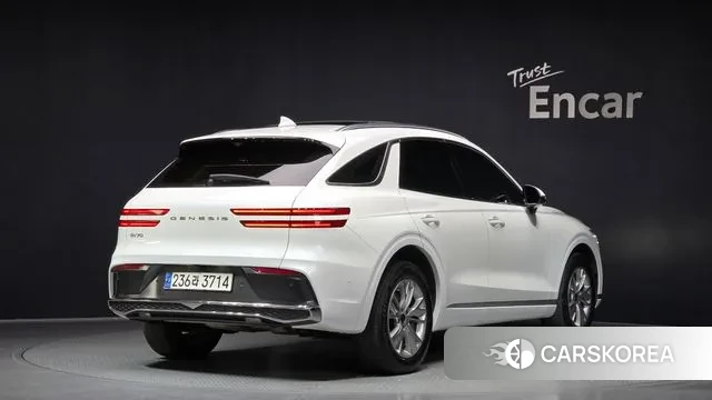 Genesis GV70 2024 Белый из Кореи, фото 2