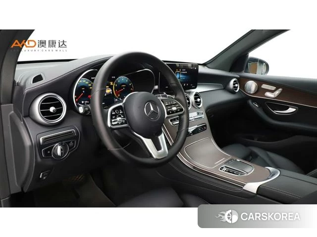 Mercedes-Benz GLC 2021 Зеленый из Китая, фото 2