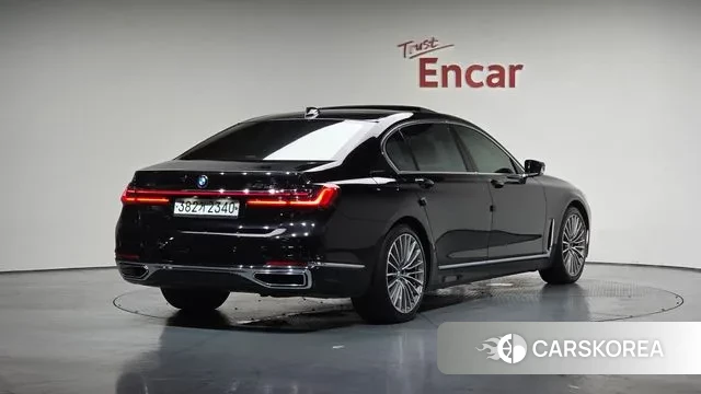 BMW 7 Series (G11) id 3039003 из Кореи 12