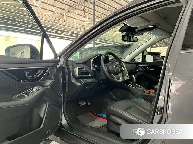 Subaru OUTBACK id 3895895 из Китая 7