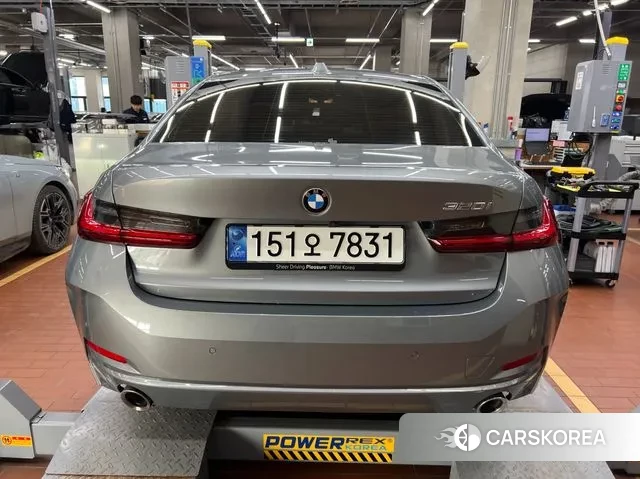 BMW 3 Series (G20) 2024 Серебристо-серый из Кореи, фото 2