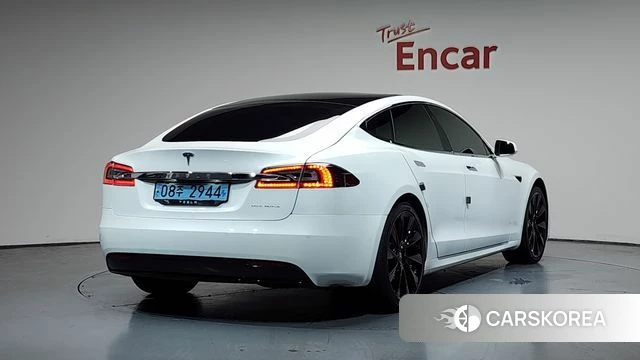 Tesla Model S id 4446294 из Кореи 12