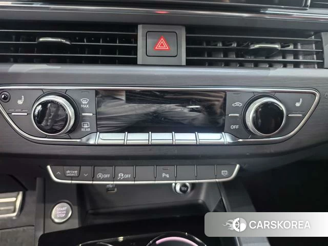Audi A4L id 4254691 из Китая 12