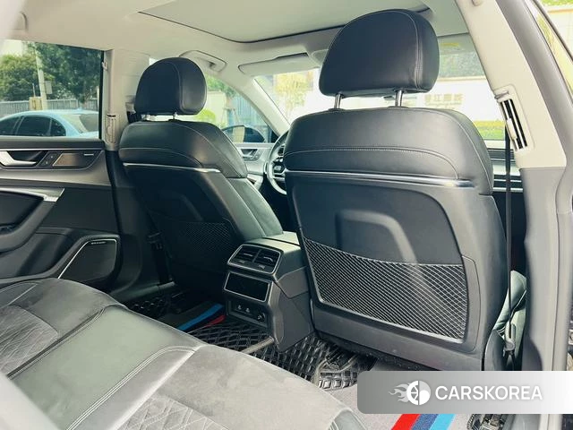 Audi A7L id 4328759 из Китая 11