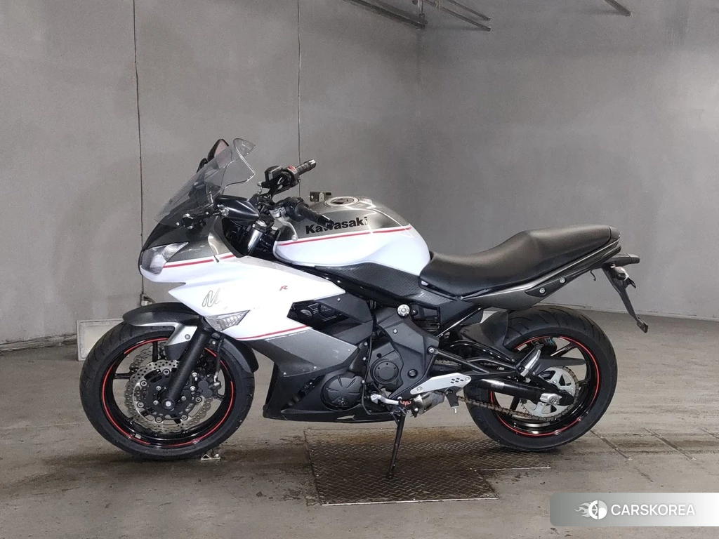 Проданный Kawasaki NINJA 400R 2013 из Японии, фото 2